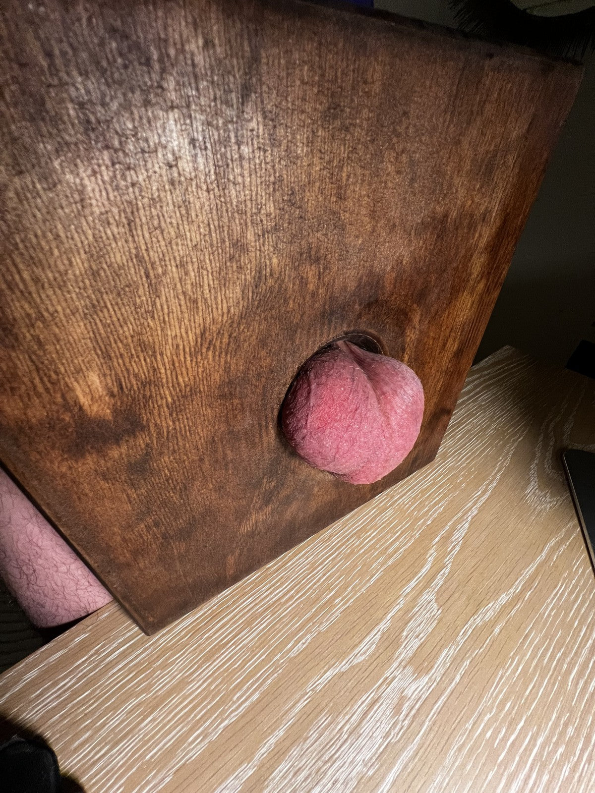 Handmade Solid Pine CBT Wood Board with Egg-Shaped Center Opening